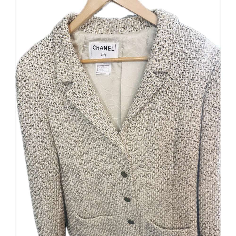 Chanel tweed blazer size 44